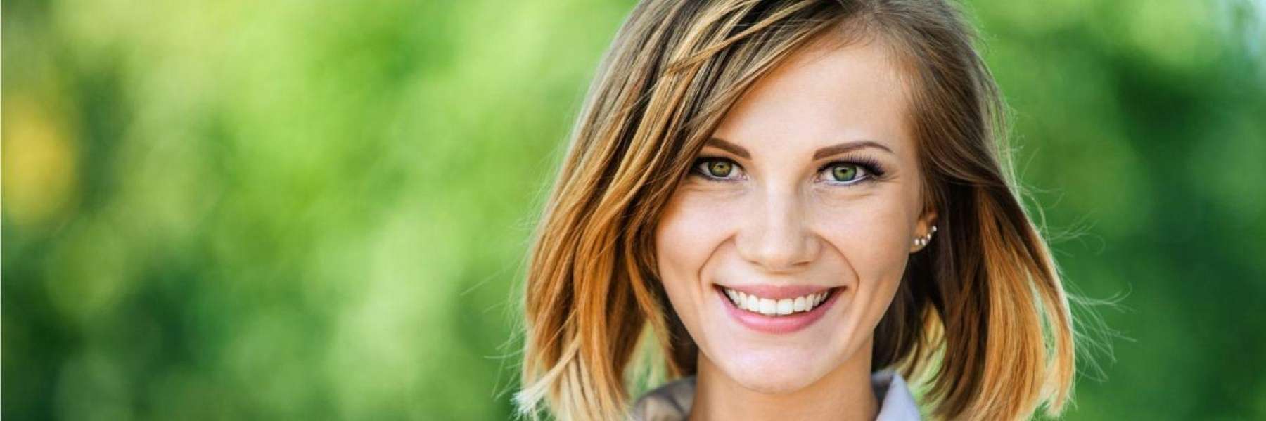woman smiling after visiting dentist bundoora