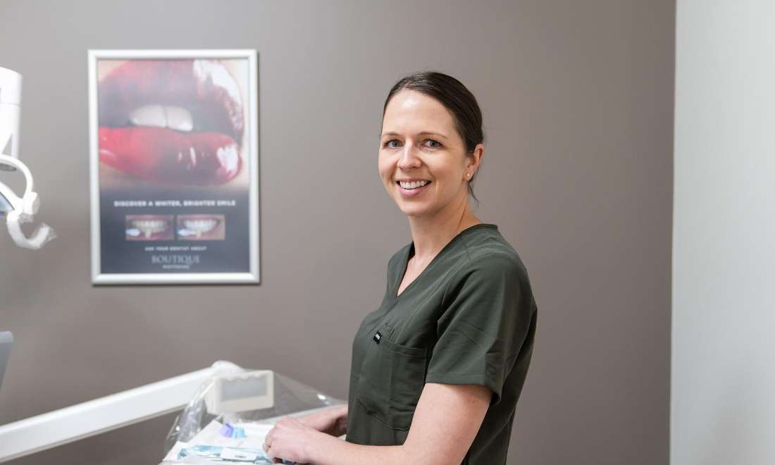 Dentist at The Dental Place in Reservoir